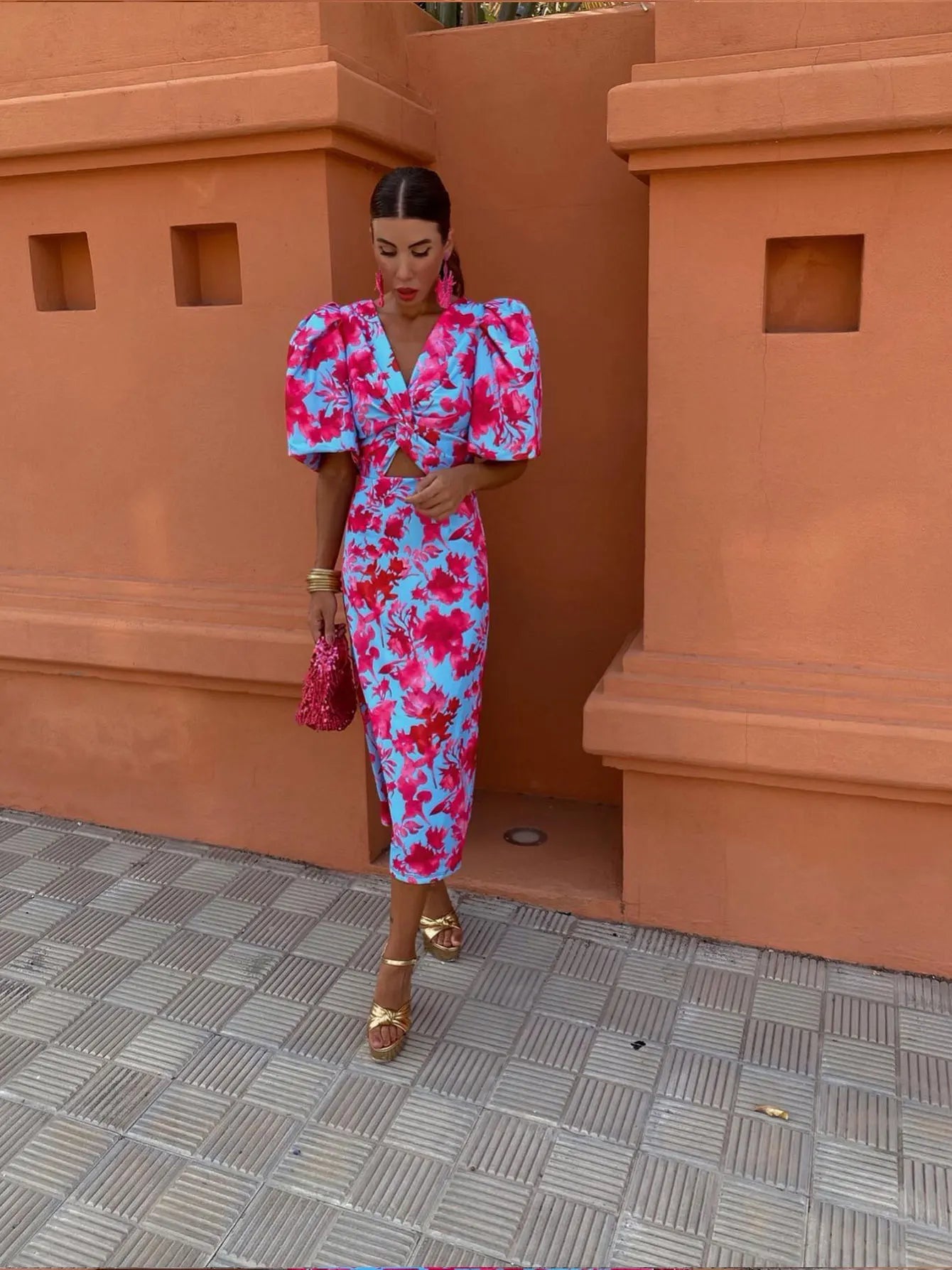 AMERIE | Dress with Pleated Sleeves and Vibrant Print 4