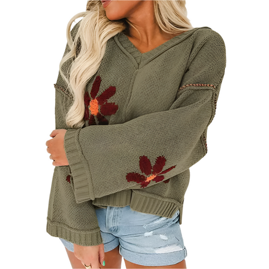 AURORA | Knitted sweater with large floral appliqués 1