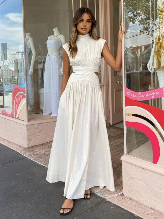 SALVINA | Maxi dress with cut-out back and pleat detail 1