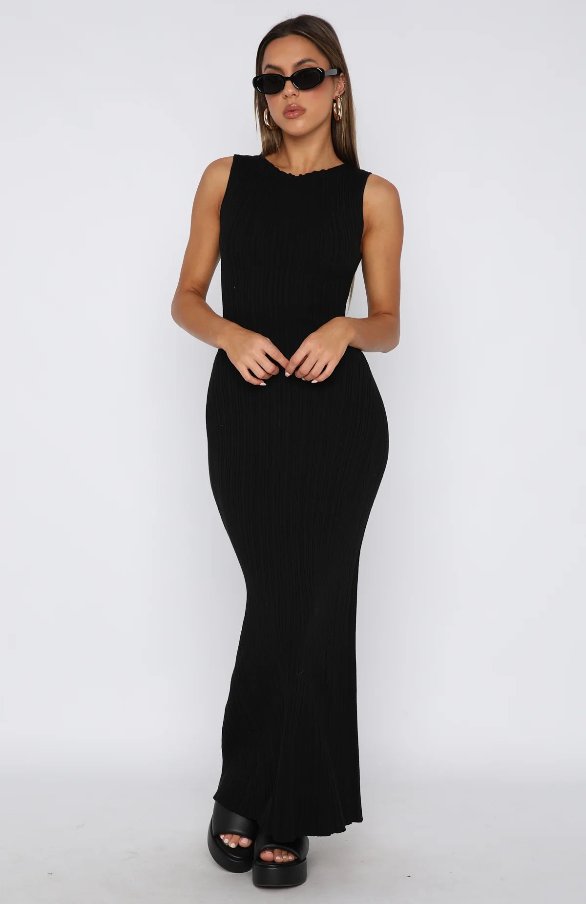 ALYNA | Sleeveless maxi dress with a fitted silhouette 0