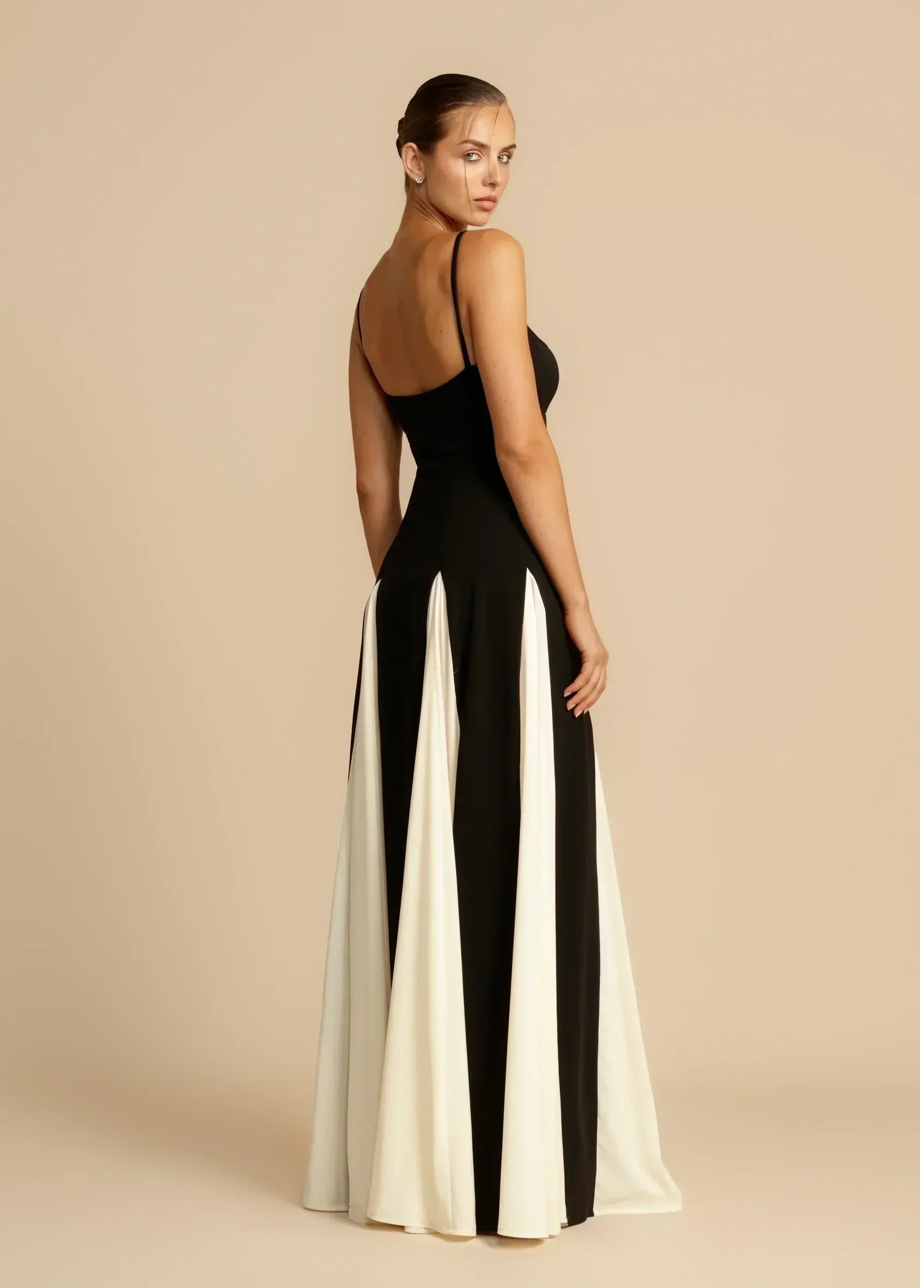 ARLENE | Cream-colored A-line maxi dress by Georgette 4
