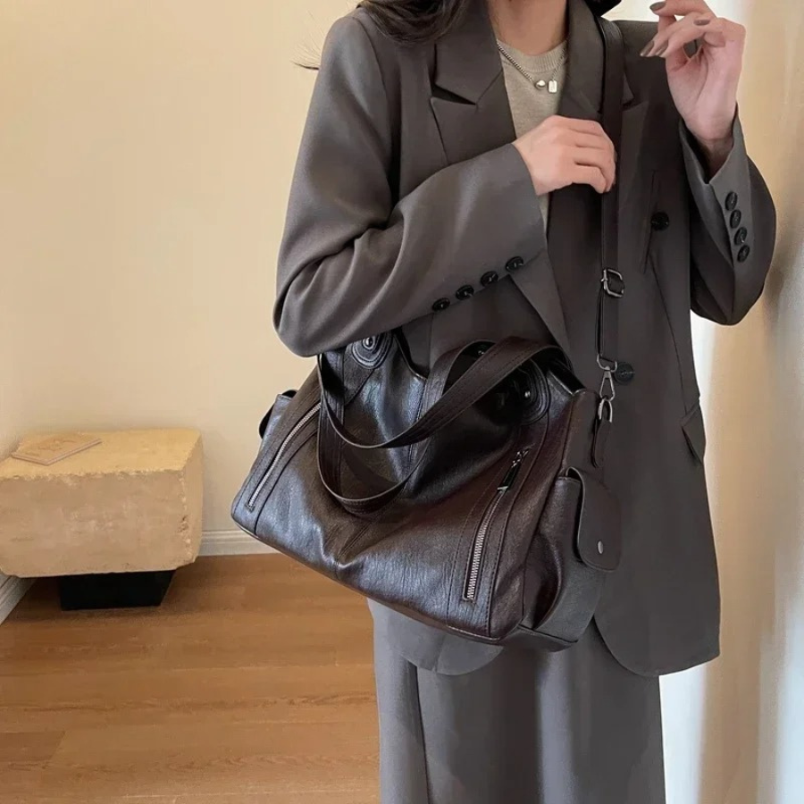 Amber - Stylish Shoulder Bag | Elegant, Practical & Spacious 2