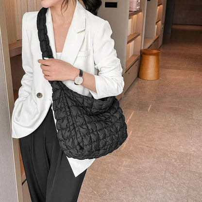 Delina | Shoulder Bag with Crossbody Design 7