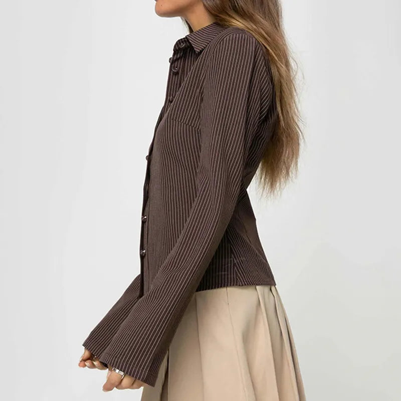 Eva Blouse | Retro & Elegant | Slim-Fit | Flared Sleeves | Timeless Style 3