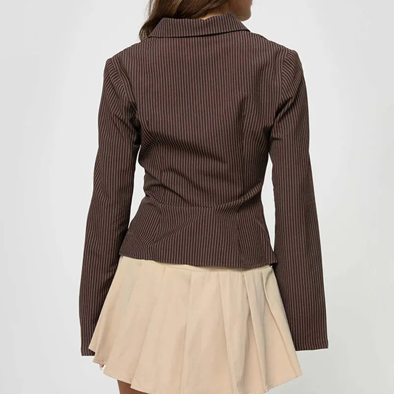 Eva Blouse | Retro & Elegant | Slim-Fit | Flared Sleeves | Timeless Style 5