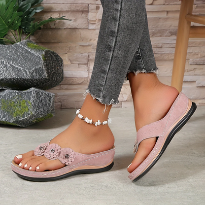 FLORELLA | Summer slides with floral detail and raised sole 3