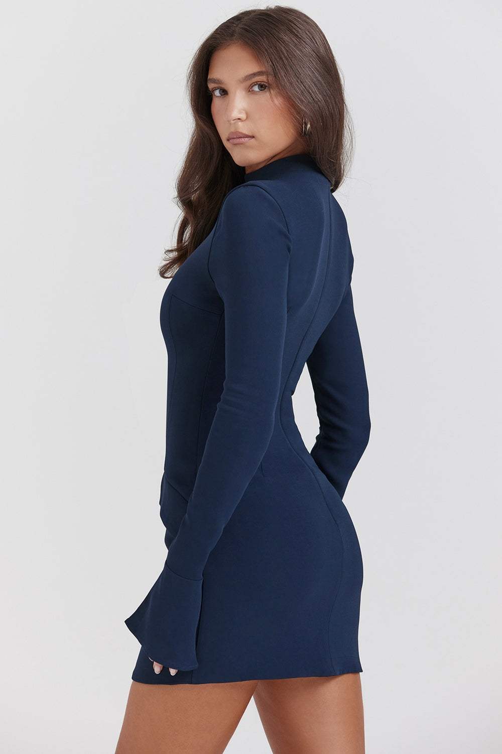 ISOLDE DRESS | Timeless Class & Elegant Fit 2