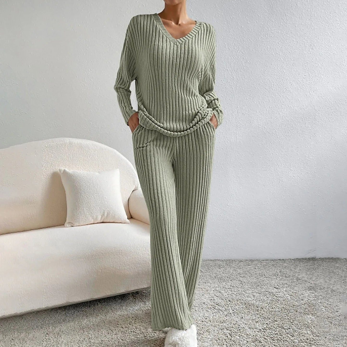 Lena – Stylish Knitted Set with V-neck | Comfort & Elegance 9