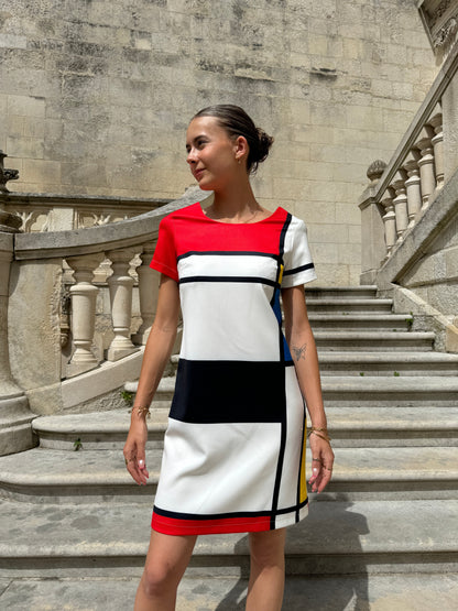 Lina – Retro Mini Dress with Mondrian Print 5