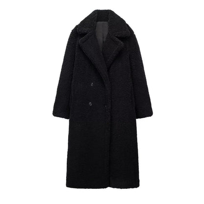 Long Women's Winter Coat Made of Soft Teddy Fabric with Lapel Collar and Side Pockets for Extra Warmth and Comfort 5