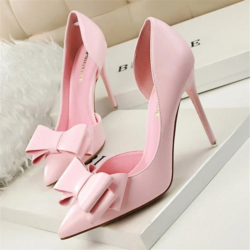 MAELLE | Chic pumps with bow detail and pointed toe 0