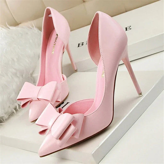 MAELLE | Chic pumps with bow detail and pointed toe 0