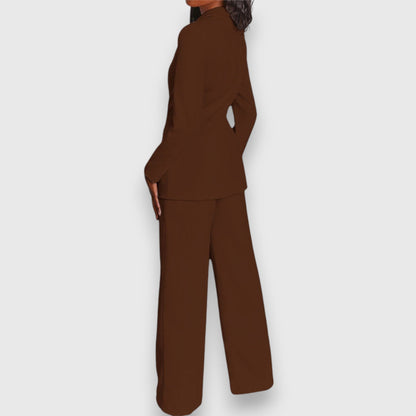 Mila Women's Set | Elegant Blazer and Trousers, Comfortable and Chic 4