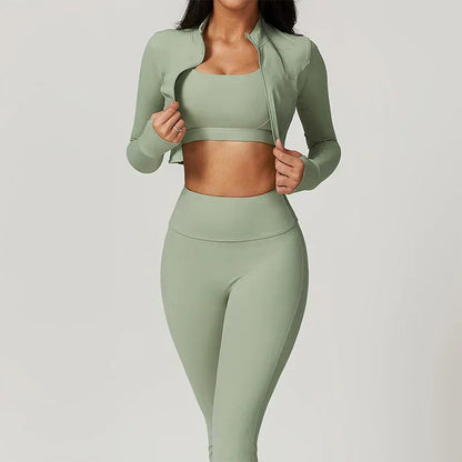 NYRA | Seamless Sports Set with Sculpting Fit and Breathable Comfort 2