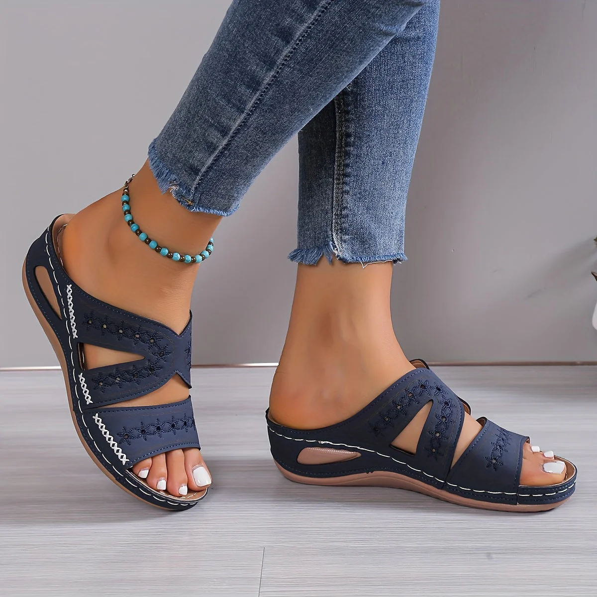 Noriva | Orthopedic Comfort Slippers with Open Wedge Heel 8