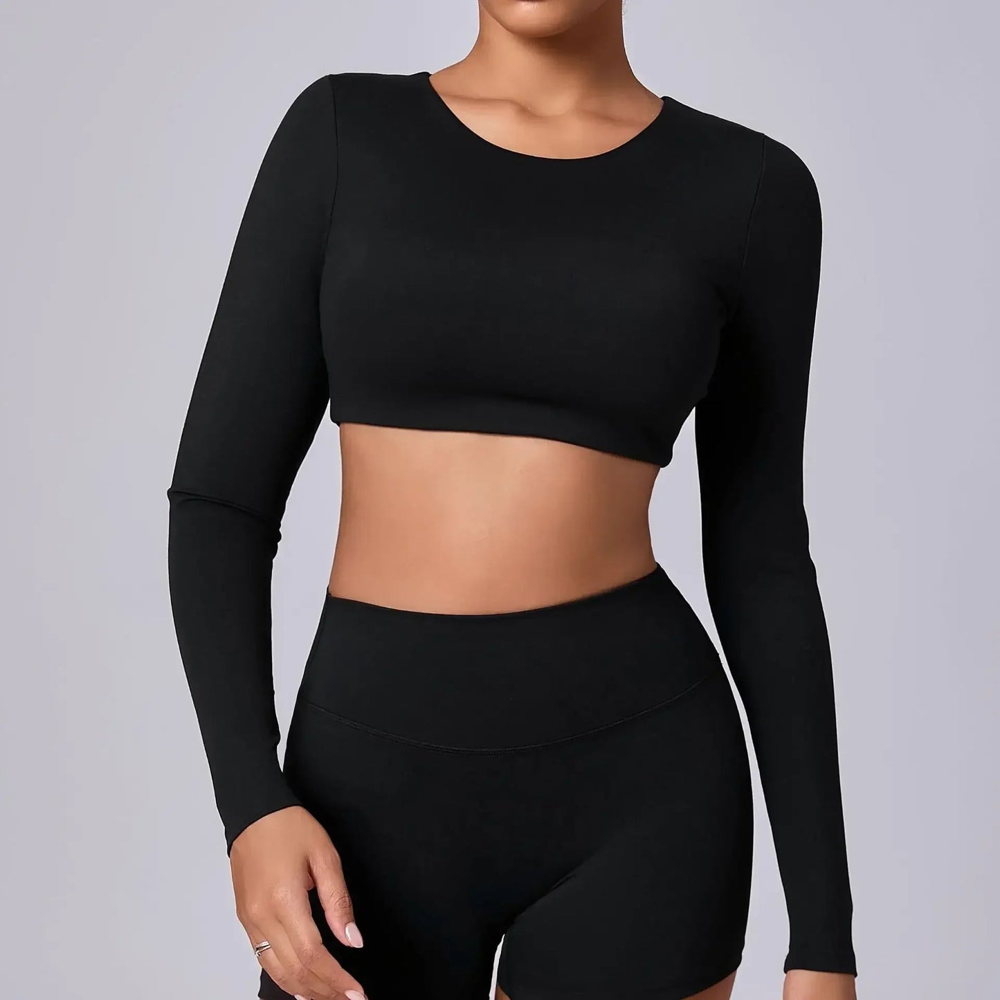 REYA | Cropped Longsleeve Top with Push-up Effect 3