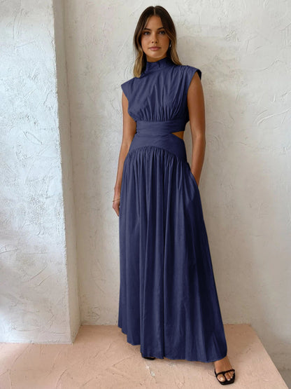 SALVINA | Maxi dress with cut-out back and pleat detail 6