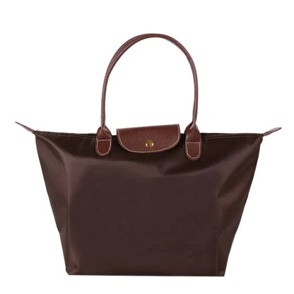 SOLÈNE | Luxury shoulder bag with timeless elegance 4