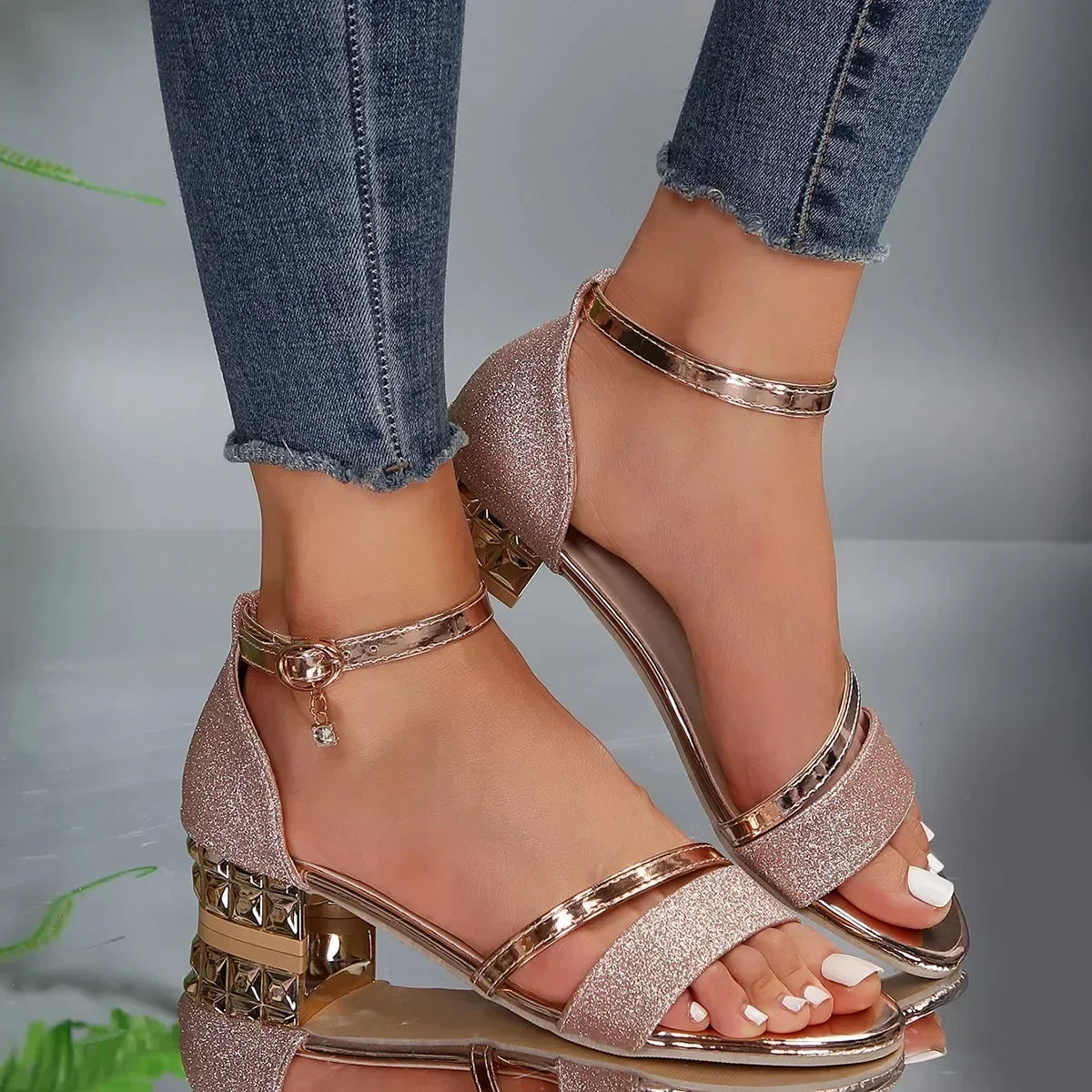 Sanae | Orthopedic Sandals with Adjustable Straps 4