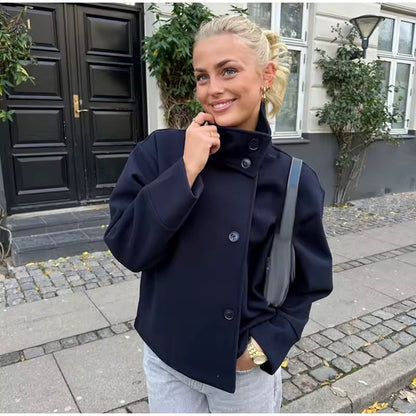 Short women's coat with double-breasted design | Elegant and versatile coat 3