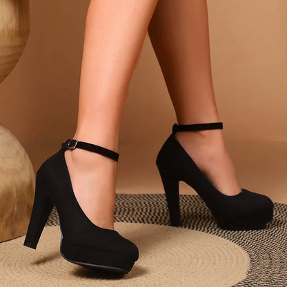 Sophie Women's Heels | Elegant Black Pumps with Platform Sole 2