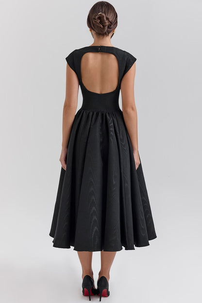 Victoria – Elegant Dress | Timeless Design | Flattering Fit | Luxury & Comfort 2