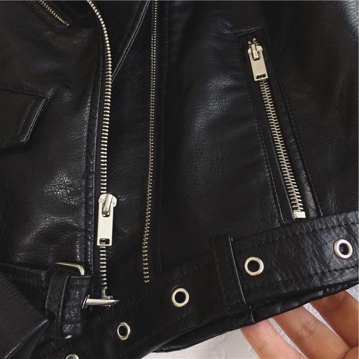 Willem Dames Jacket | Timeless Biker Design with Scalloped Collar 4