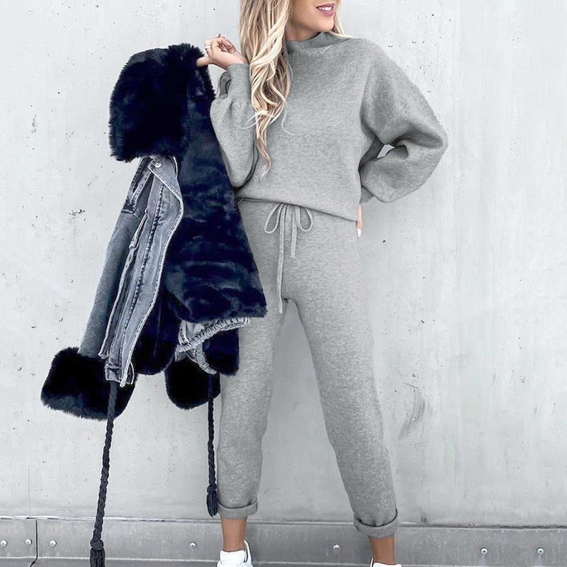 YARELIS | Elegant 2-Piece Tracksuit for Women 2