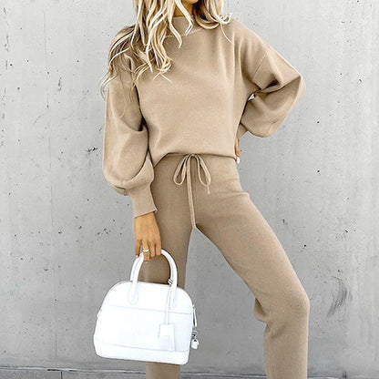 YARELIS | Elegant 2-Piece Tracksuit for Women 4