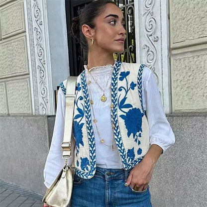 ZARIA | Embroidered Vest with Blue Flowers 0