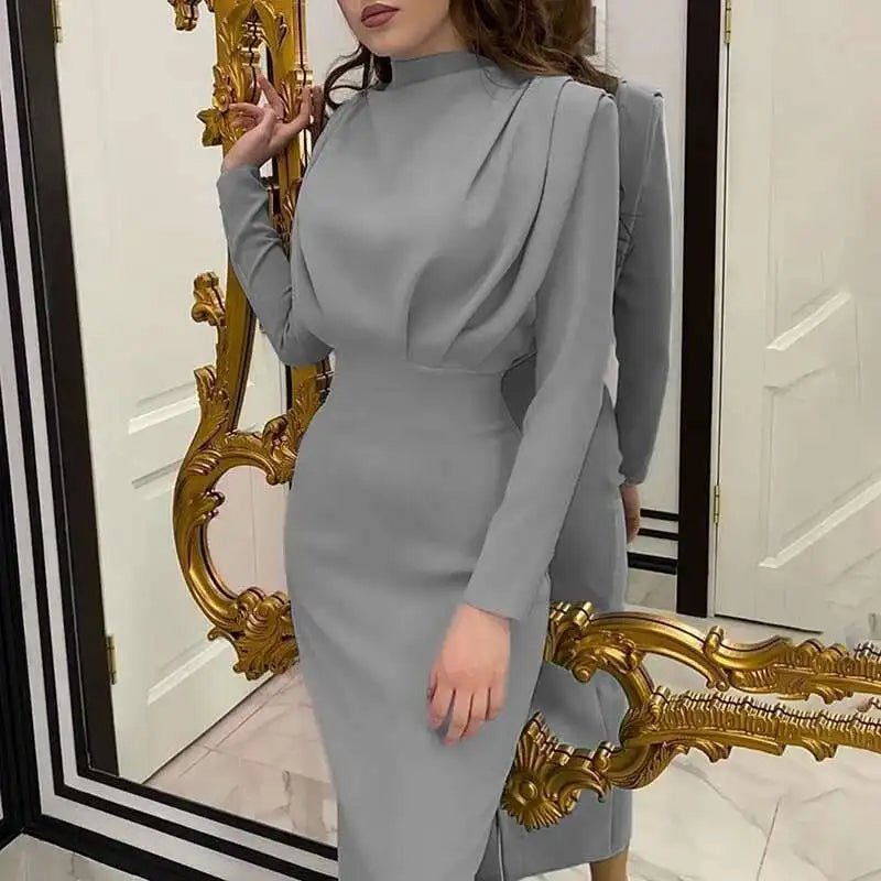 ZAYRA | Midi dress with turtleneck collar and elegant lines 2