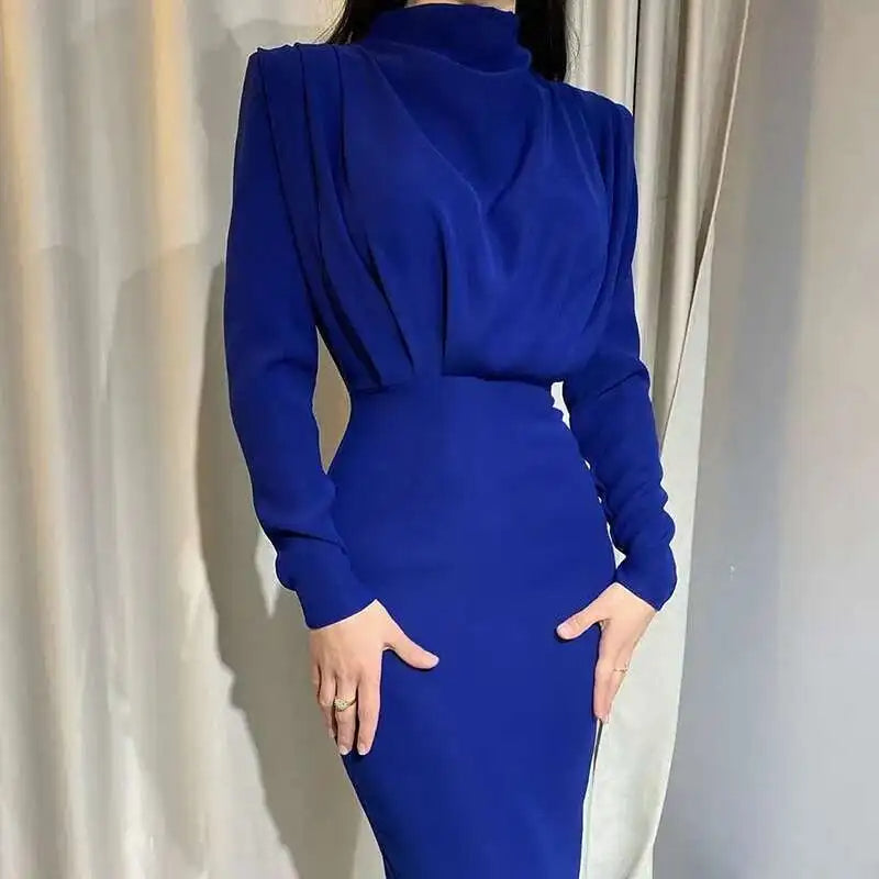 ZAYRA | Midi dress with turtleneck collar and elegant lines 5
